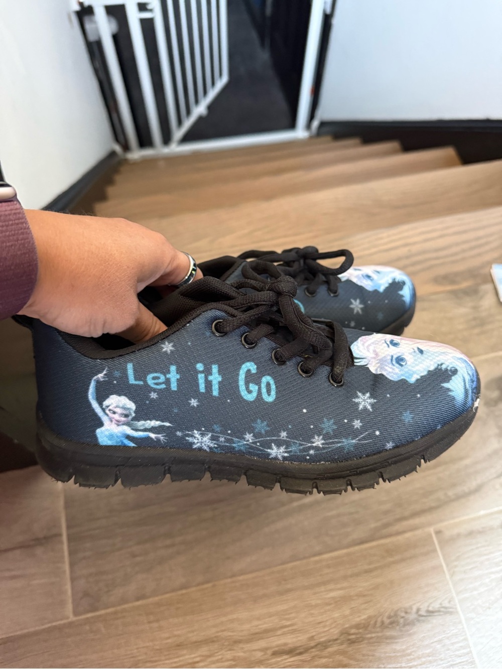 Black 'Let It Go' Lace-Up Sneakers